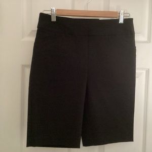 Womens stretch short